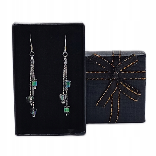 Kolczyki srebrne 925 z zielonymi kryształkami – APHORA